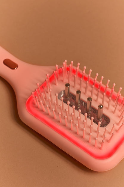 HZA™ Oil-Dispensing Massager Scalp Brush