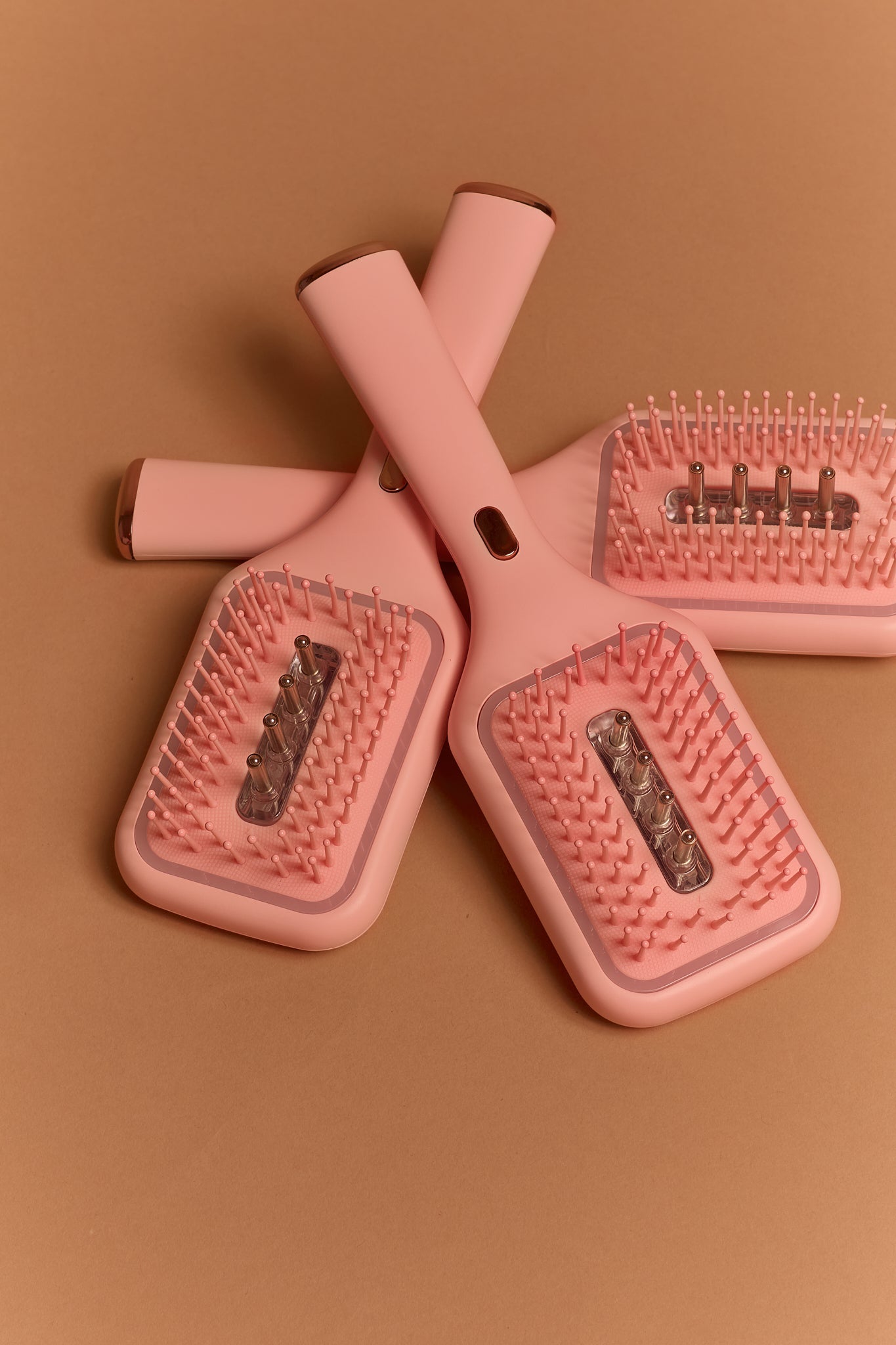 HZA™ Oil-Dispensing Massager Scalp Brush